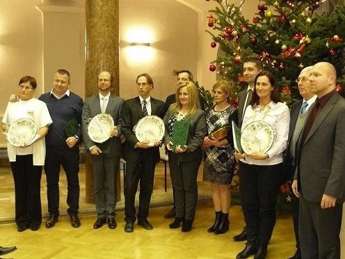 Földművelésügyi Minisztérium Hagyományok-Ízek-Régiók (HÍR) hivatalos védjegyének használati joga: Kecskesajt, Nagyrédei Kecskefarm